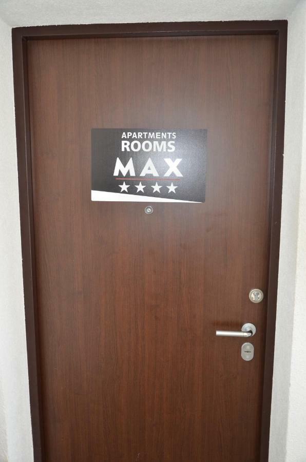 コラシンMaxアパートメント エクステリア 写真